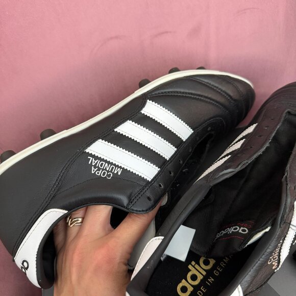 Original Adidas Copa Mundial Shoes for Men, Size 9,5 US - Black main image 4